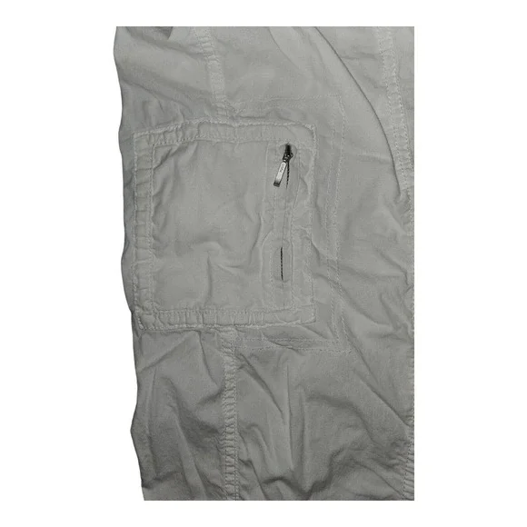 Chico's Capri Pants 2 Crop Women's White Cargo Pockets Casual Preppy - Picture 6 of 10